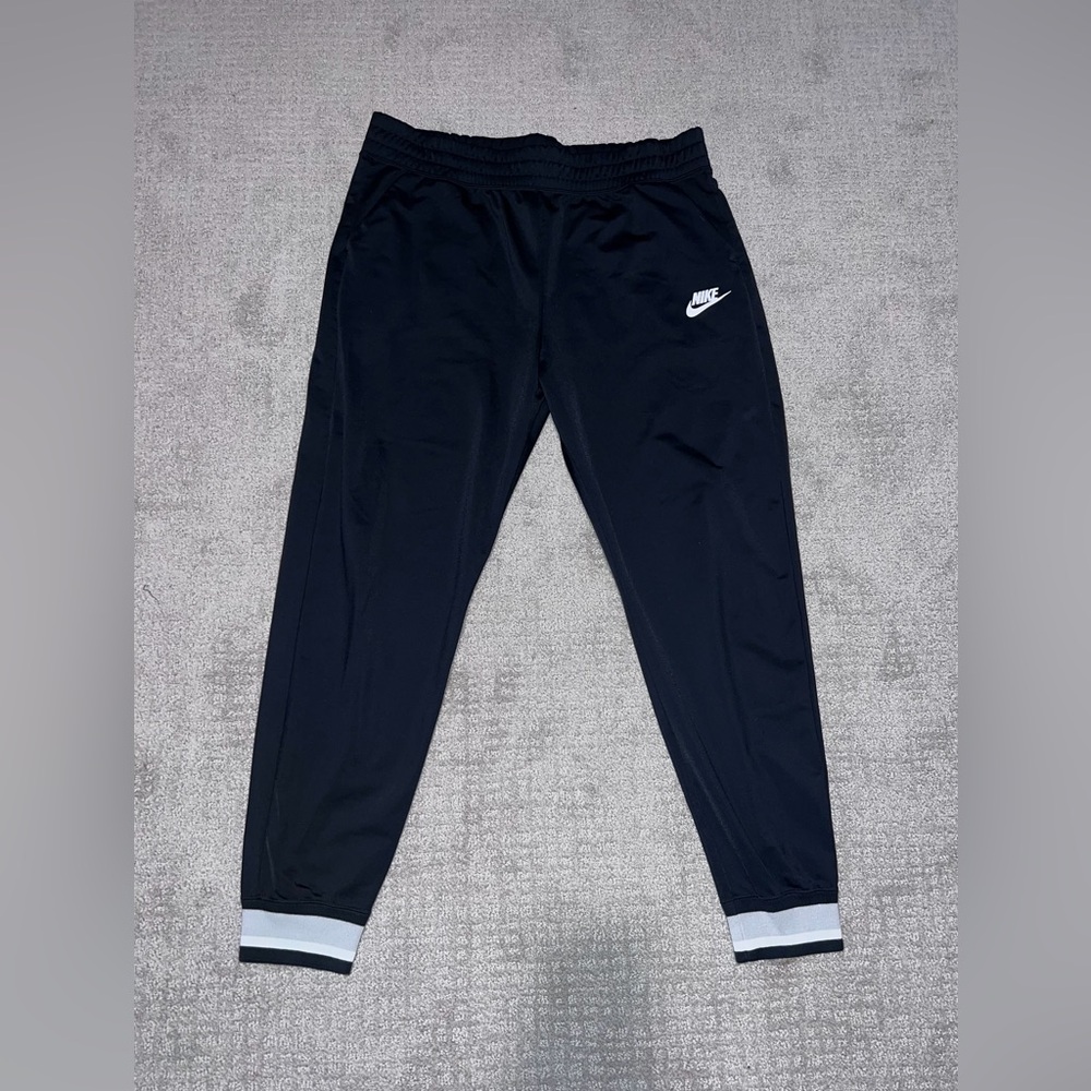 Unisex Nike Joggers Size XL